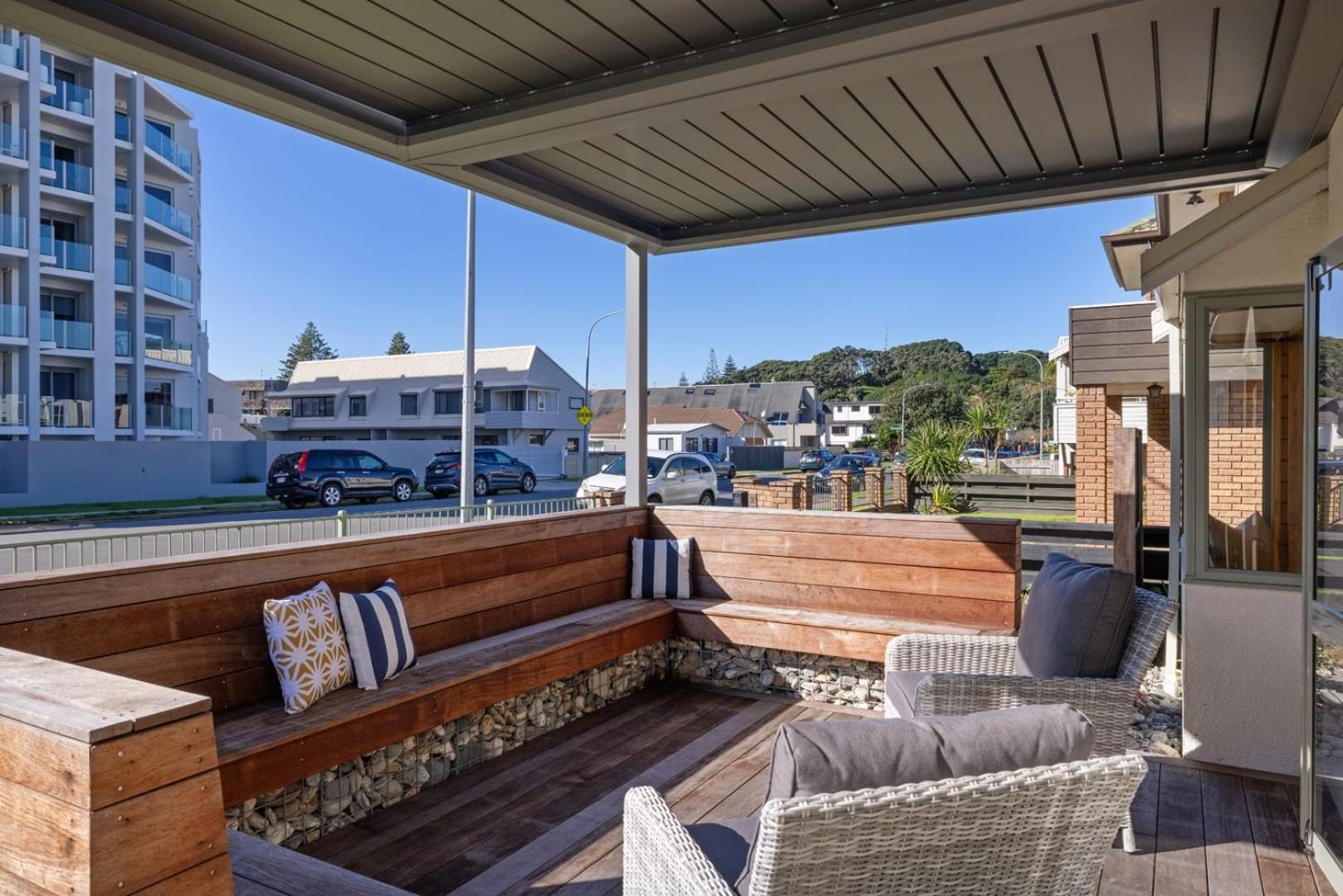 The Iconic Kiwi Bach, Full Site Downtown Mount Villa Mount Maunganui Ngoại thất bức ảnh